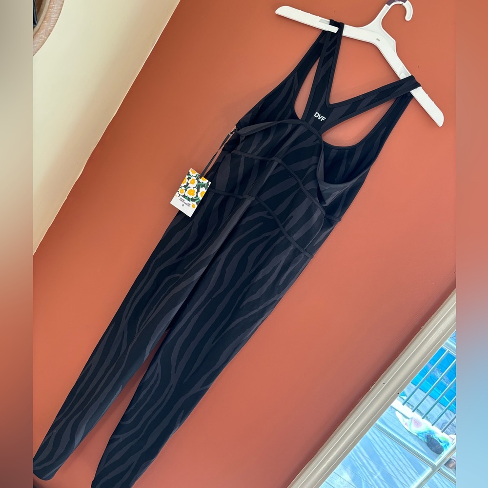 Diane Von Furstenberg x Target Jumpsuit - Picture 5 of 6